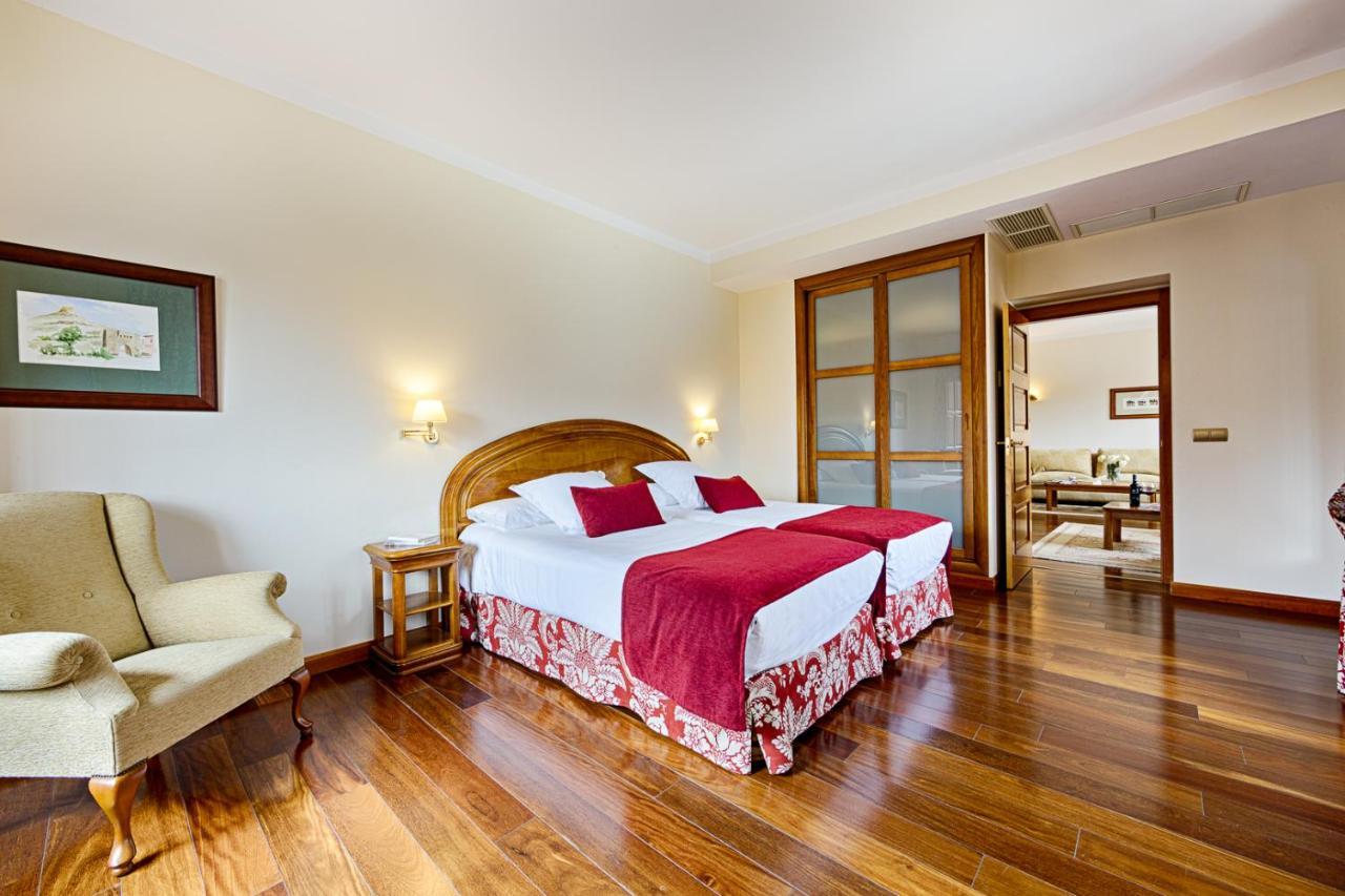 Azz Penafiel Las Claras Hotel & Spa المظهر الخارجي الصورة