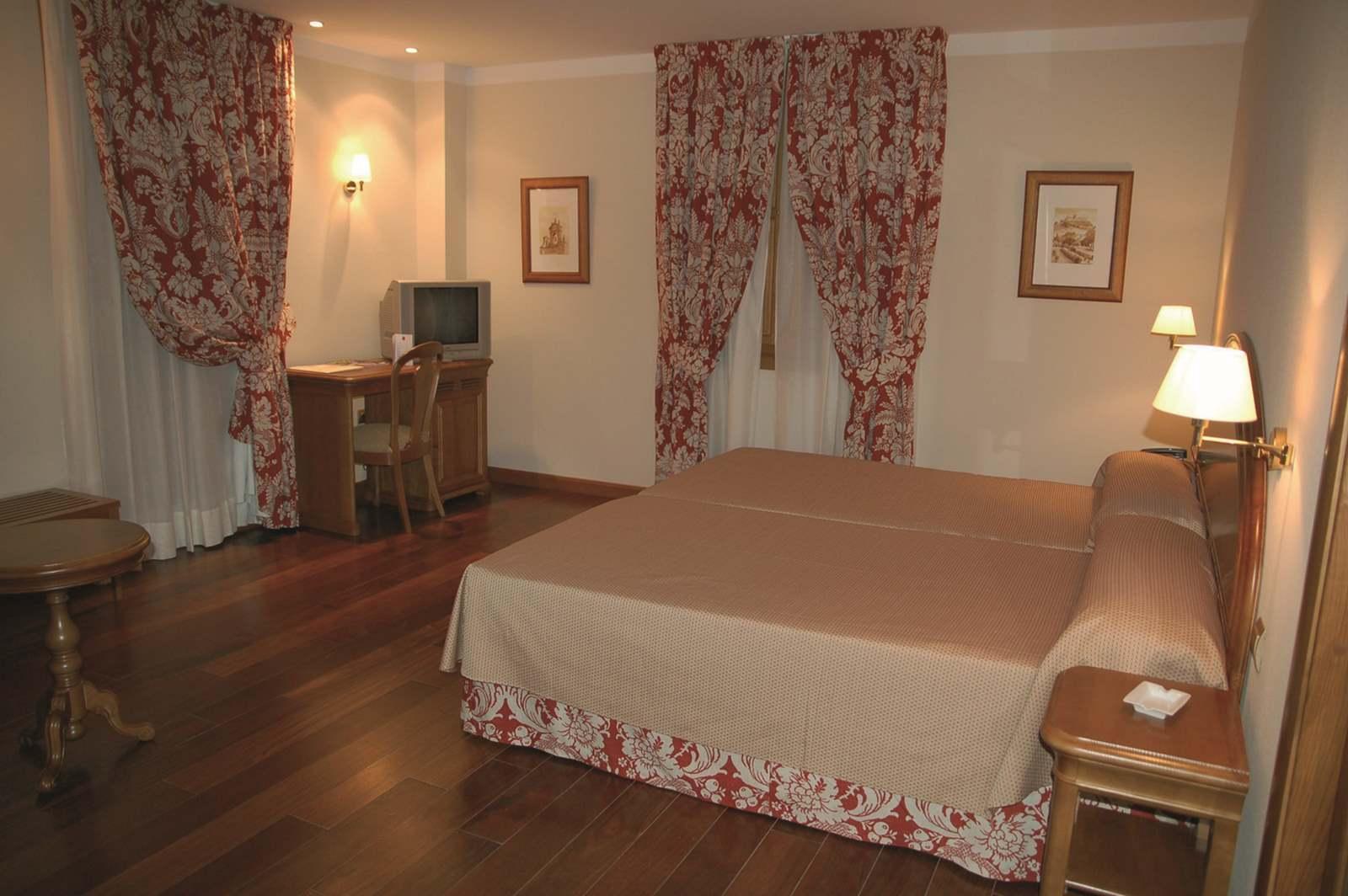 Azz Penafiel Las Claras Hotel & Spa الغرفة الصورة
